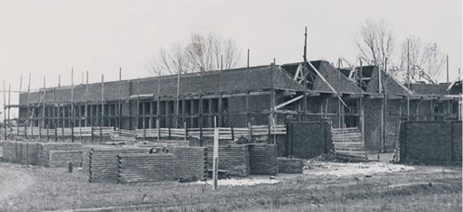 Structure, Sacma, 1939, Valerio Rampezzotti, fondateur 